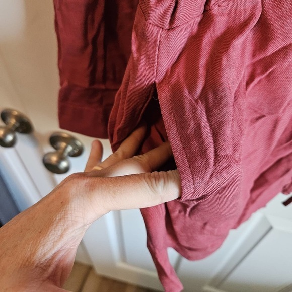 NWT Lulu's ZAYN RUSTY ROSE LONG SLEEVE BUTTON-UP ROMPER S - Picture 4 of 6